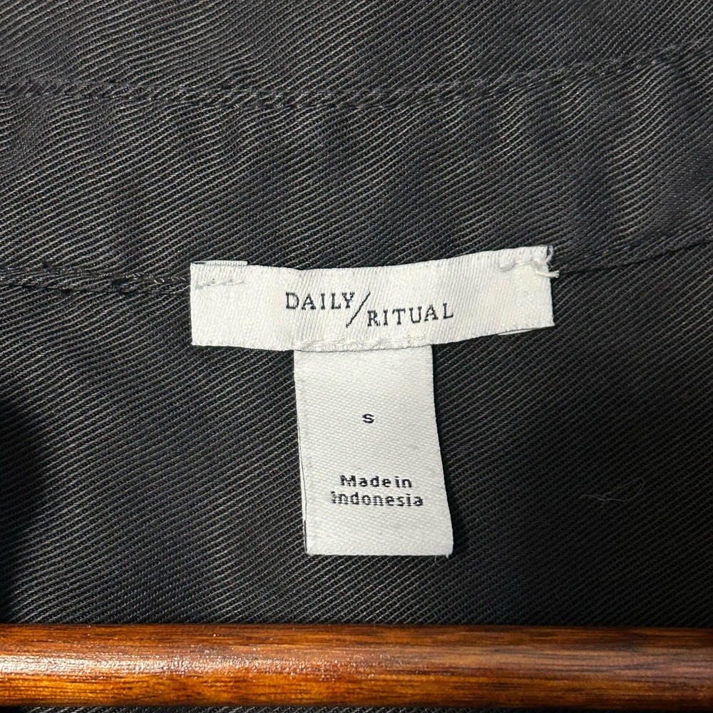 Daily Ritual Dress Sm - Picture 3 of 7